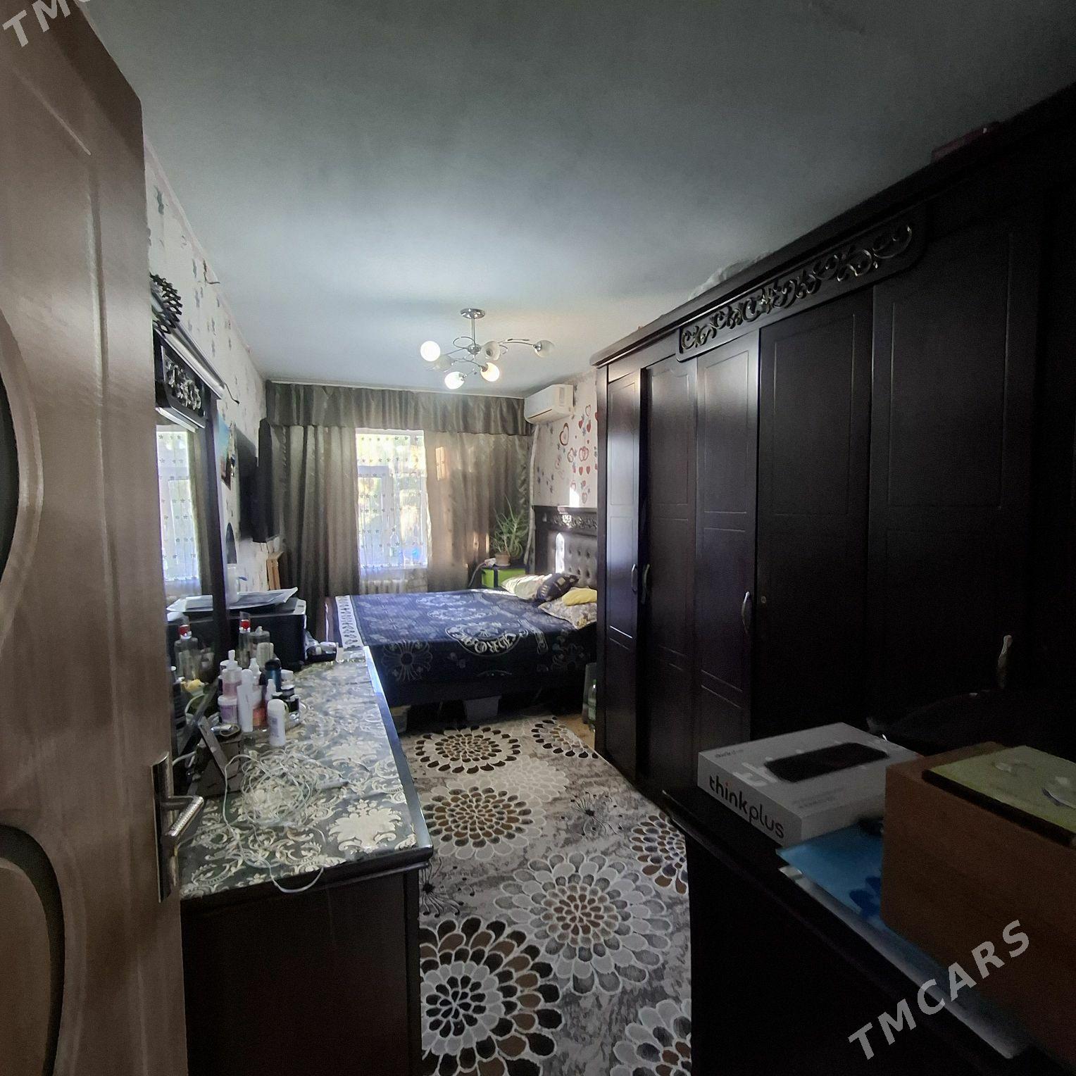 Плановый дом 10мкр - 10 мкр - img 4