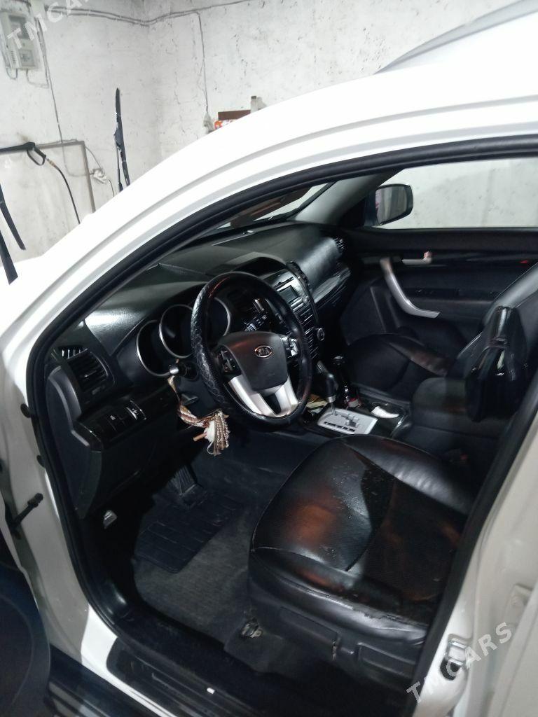 Kia Sorento 2010 - 200 000 TMT - Балканабат - img 7