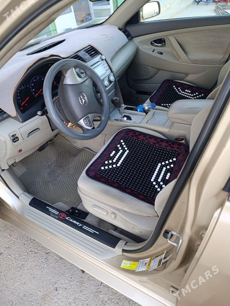 Toyota Camry 2010 - 198 000 TMT - Теджен - img 2