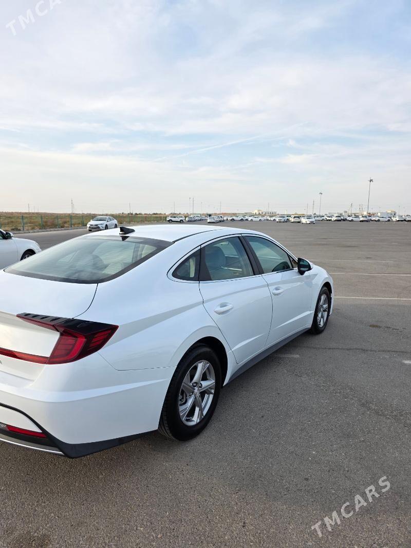 Hyundai Sonata 2021 - 250 000 TMT - 8 мкр - img 4