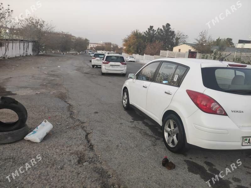 Nissan Versa 2010 - 150 000 TMT - Хитровка - img 2