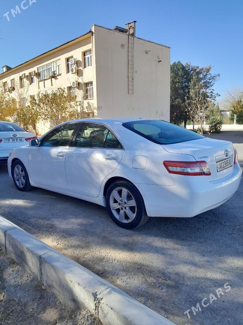 Toyota Camry 2009 - 210 000 TMT - 9 мкр - img 4
