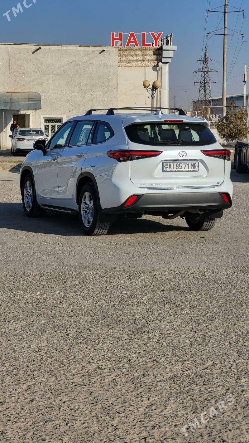 Toyota Highlander 2022 - 500 000 TMT - Мары - img 3