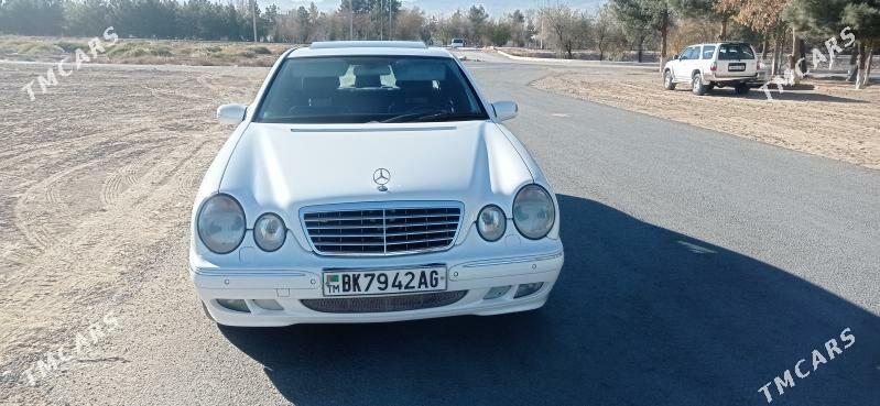Mercedes-Benz E320 2000 - 128 000 TMT - Aşgabat - img 1