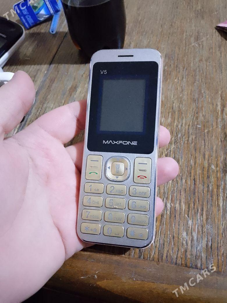Maxfone v5 - 5 мкр - img 1