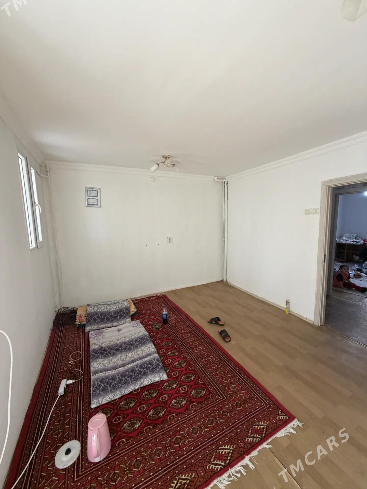 6 mkr 3 komnat - 6 мкр - img 4