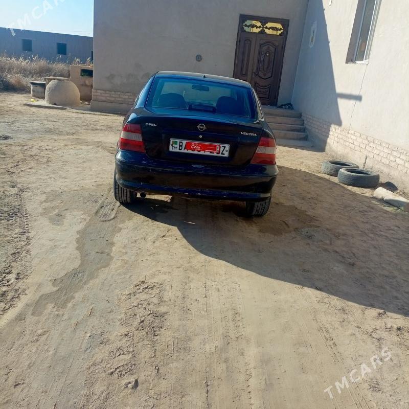 Opel Vectra 1998 - 50 000 TMT - Дашогуз - img 4