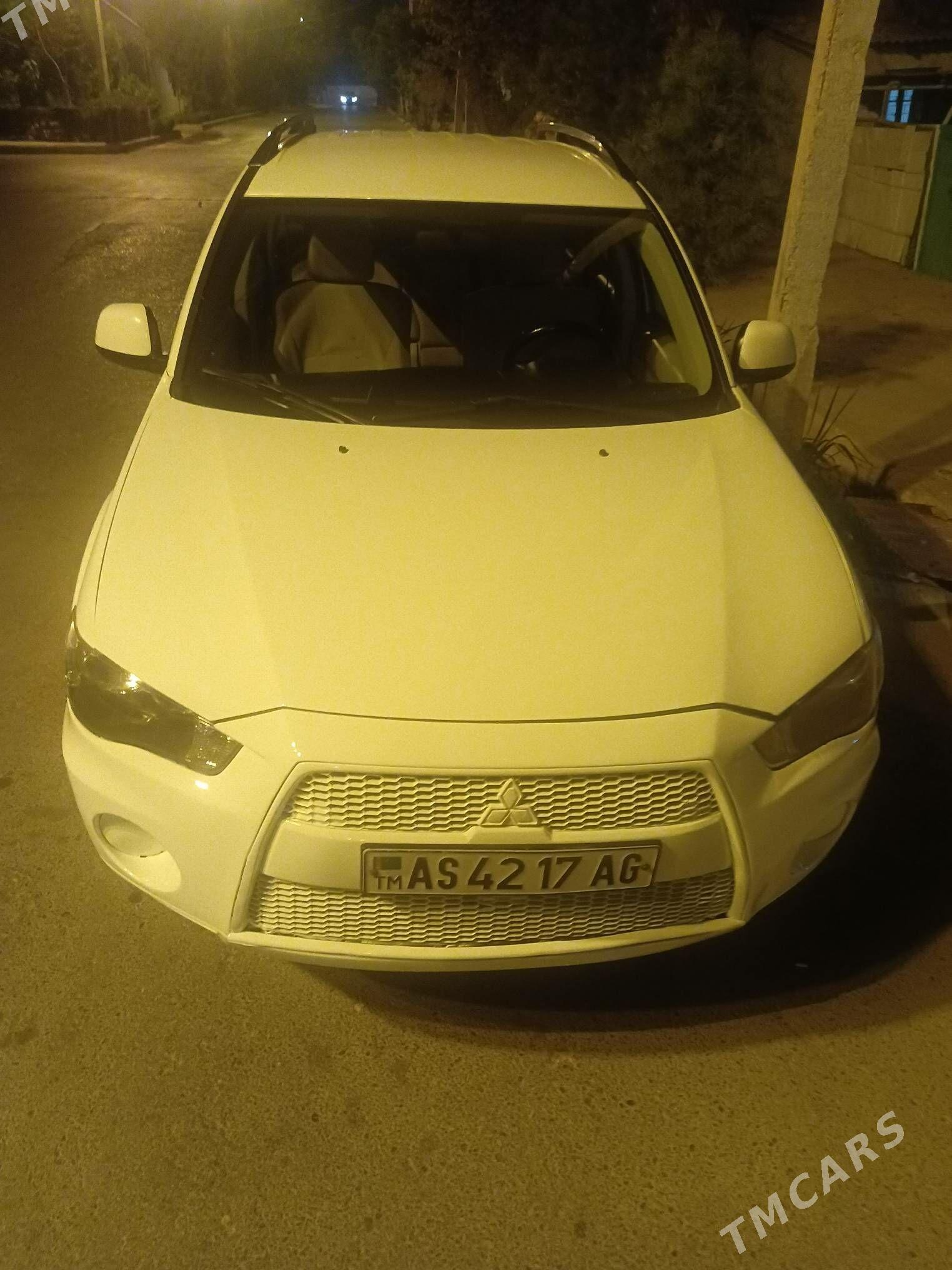 Mitsubishi Outlander 2010 - 170 000 TMT - 30 мкр - img 3