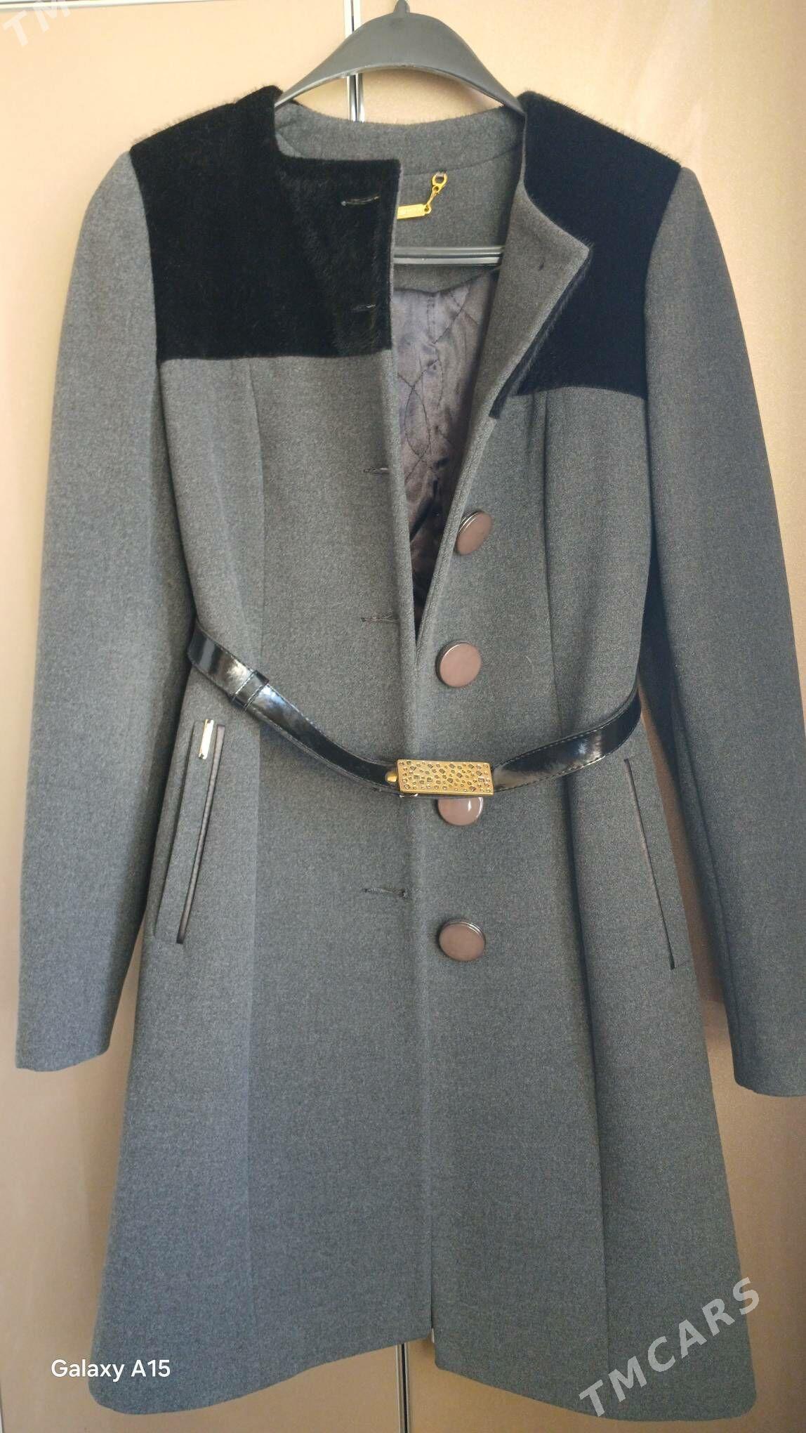 Gyz Paltosy - Kim raýon - img 2