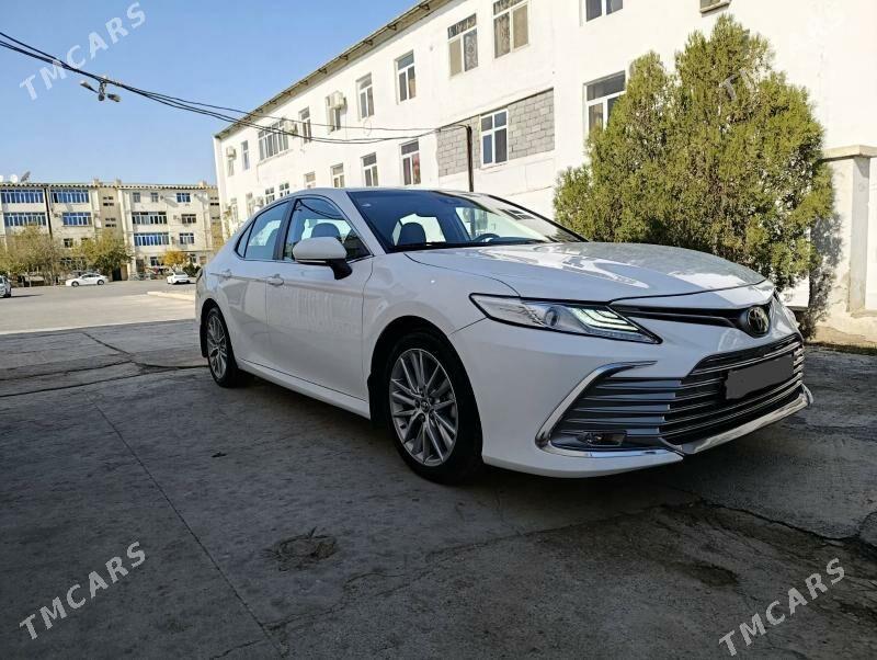 Toyota Camry 2023 - 345 000 TMT - Aşgabat - img 5