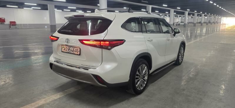 Toyota Highlander 2021 - 707 000 TMT - Ашхабад - img 4