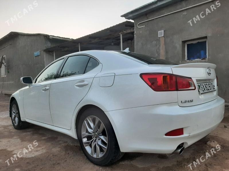 Lexus IS 2009 - 180 000 TMT - етр. Туркменбаши - img 2