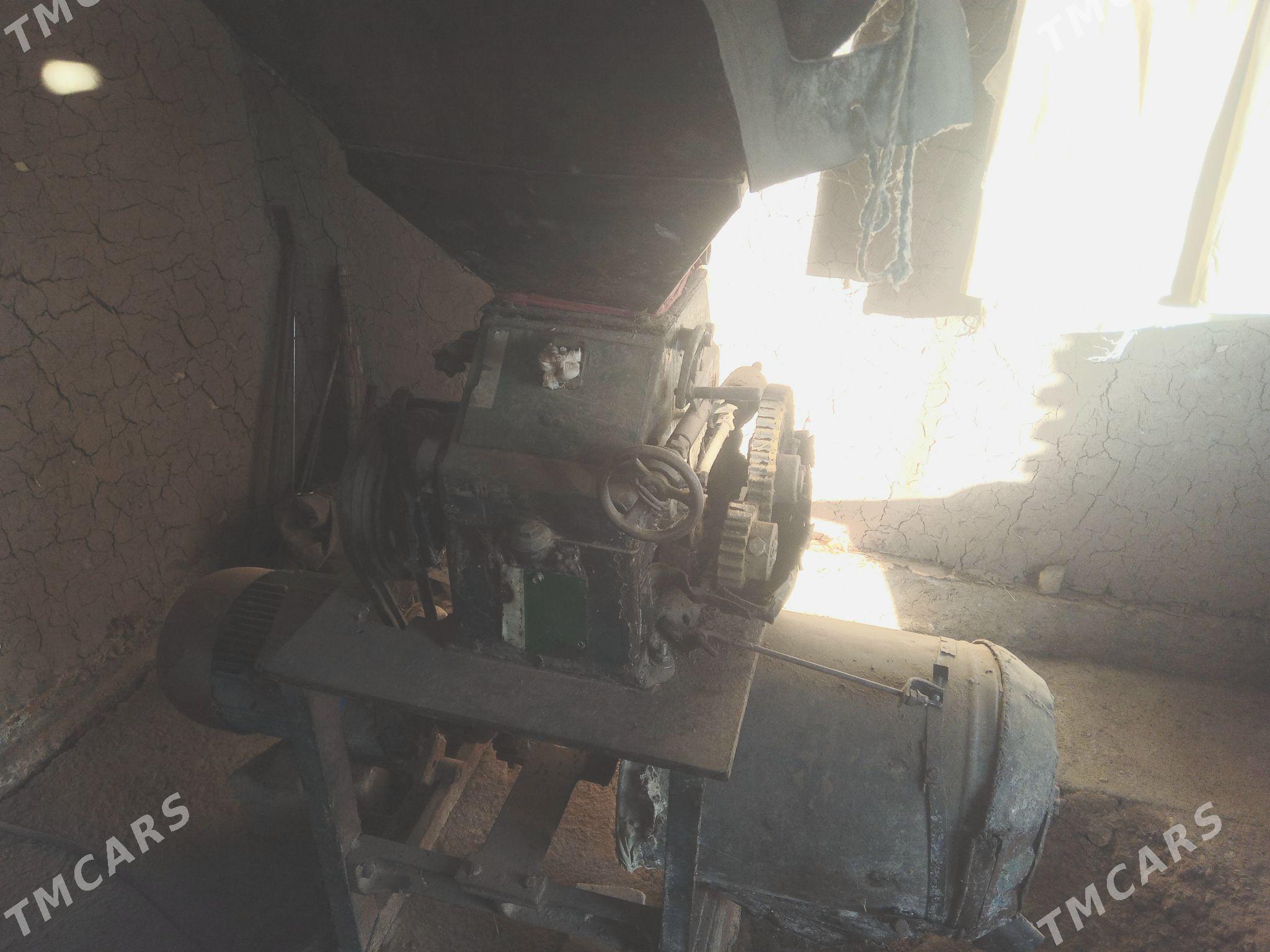 Un haraz (degirmen) - Бабадайхан - img 1