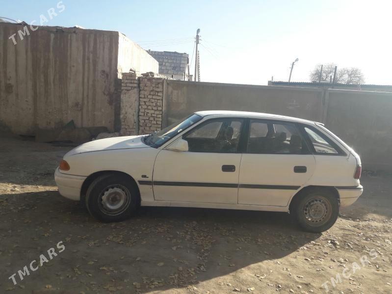 Opel Astra 1992 - 25 000 TMT - Кёнеургенч - img 1