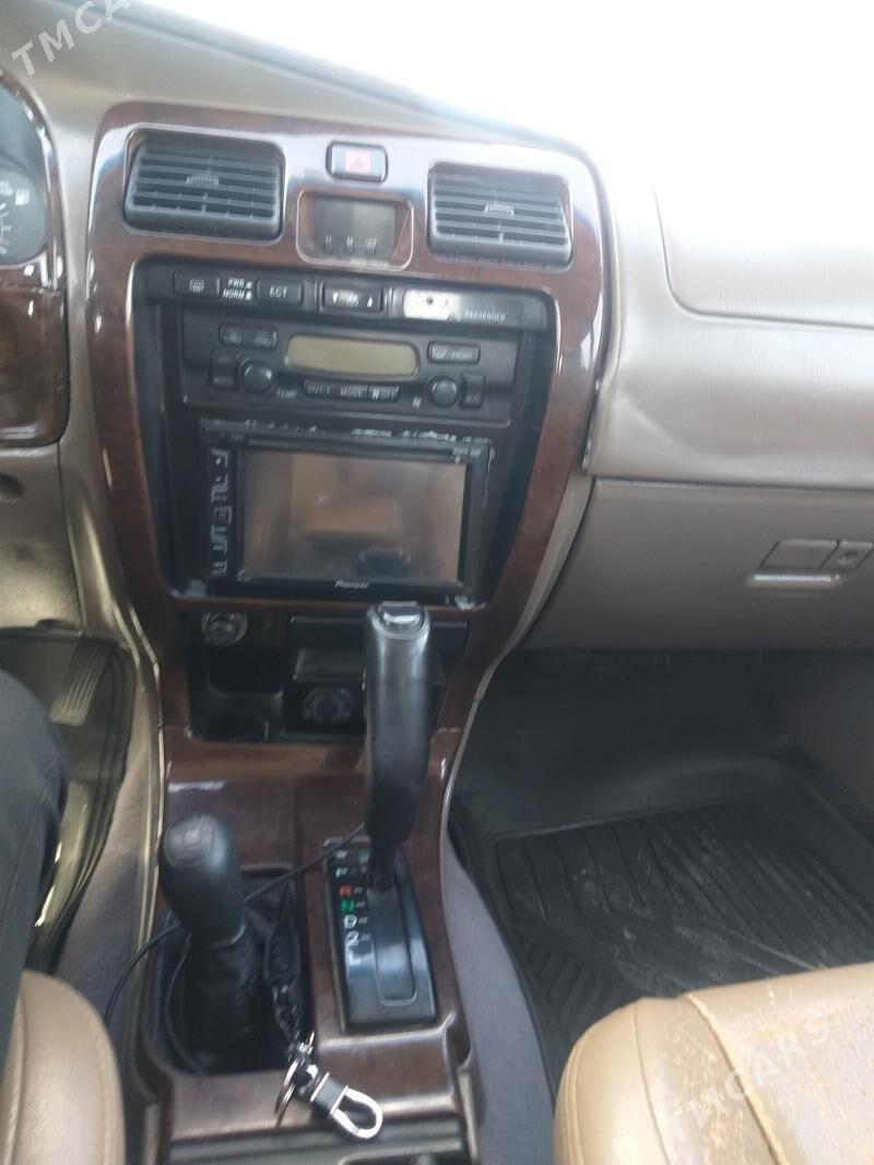 Toyota 4Runner 2000 - 165 000 TMT - Дашогуз - img 4