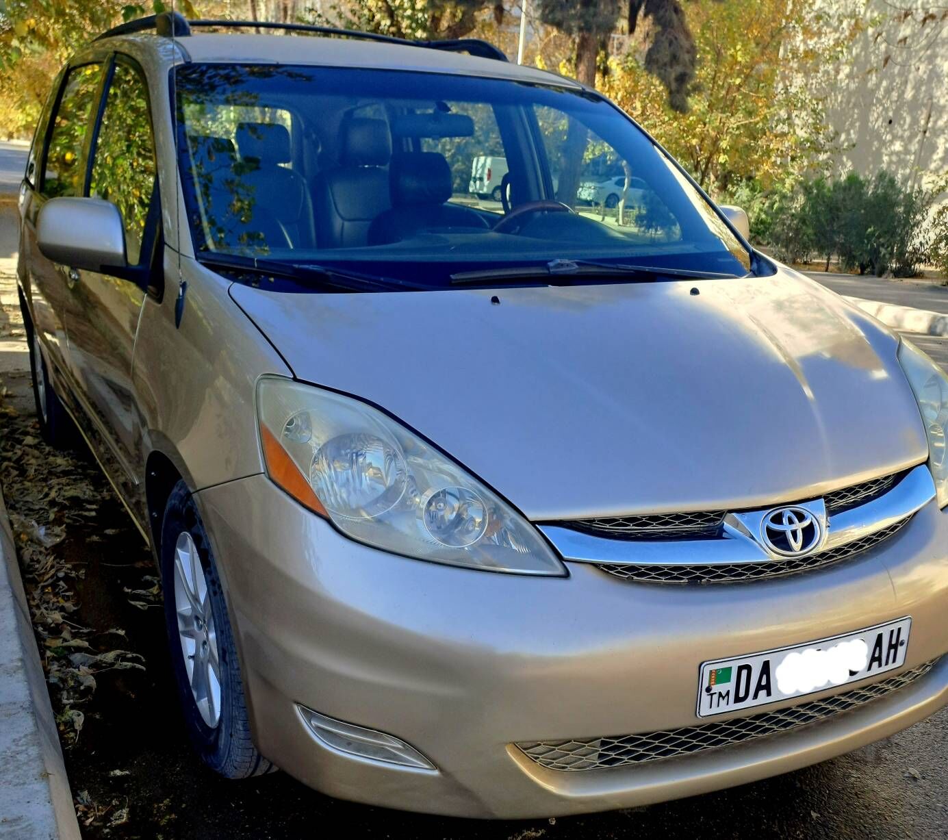 Toyota Sienna 2007 - 270 000 TMT - Ким район - img 3