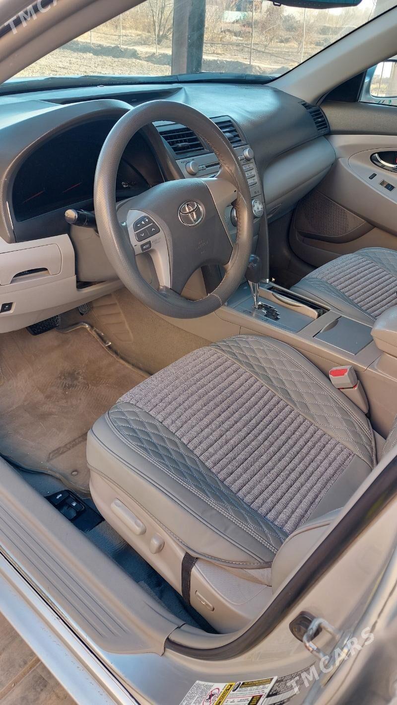 Toyota Camry 2011 - 210 000 TMT - Дашогуз - img 5