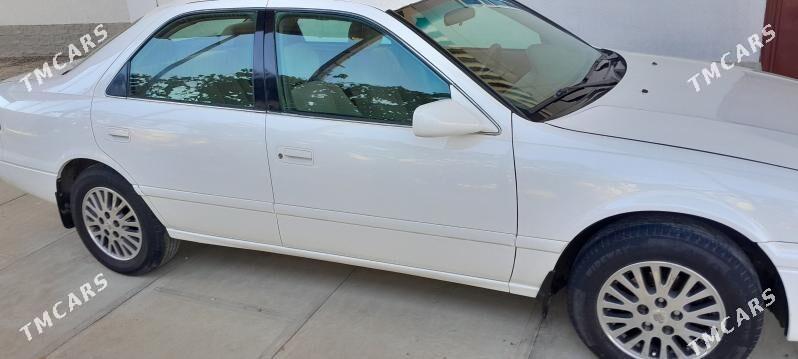 Toyota Camry 2001 - 158 000 TMT - Магданлы - img 5
