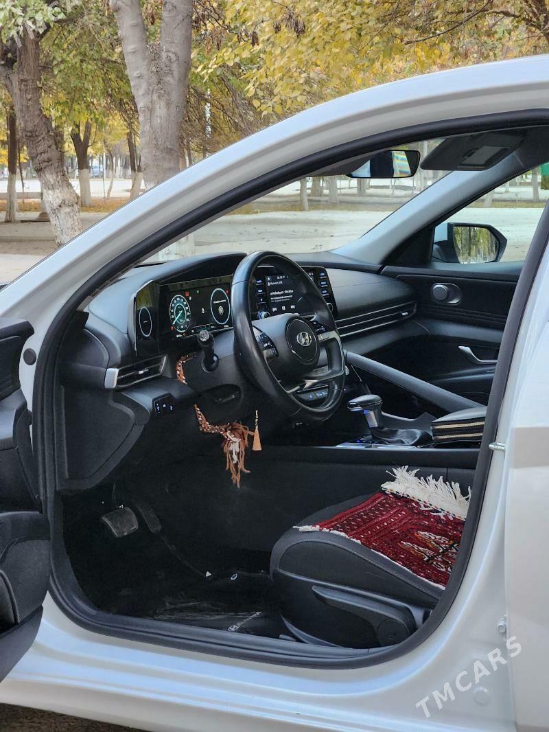 Hyundai Elantra 2021 - 250 000 TMT - Ашхабад - img 6