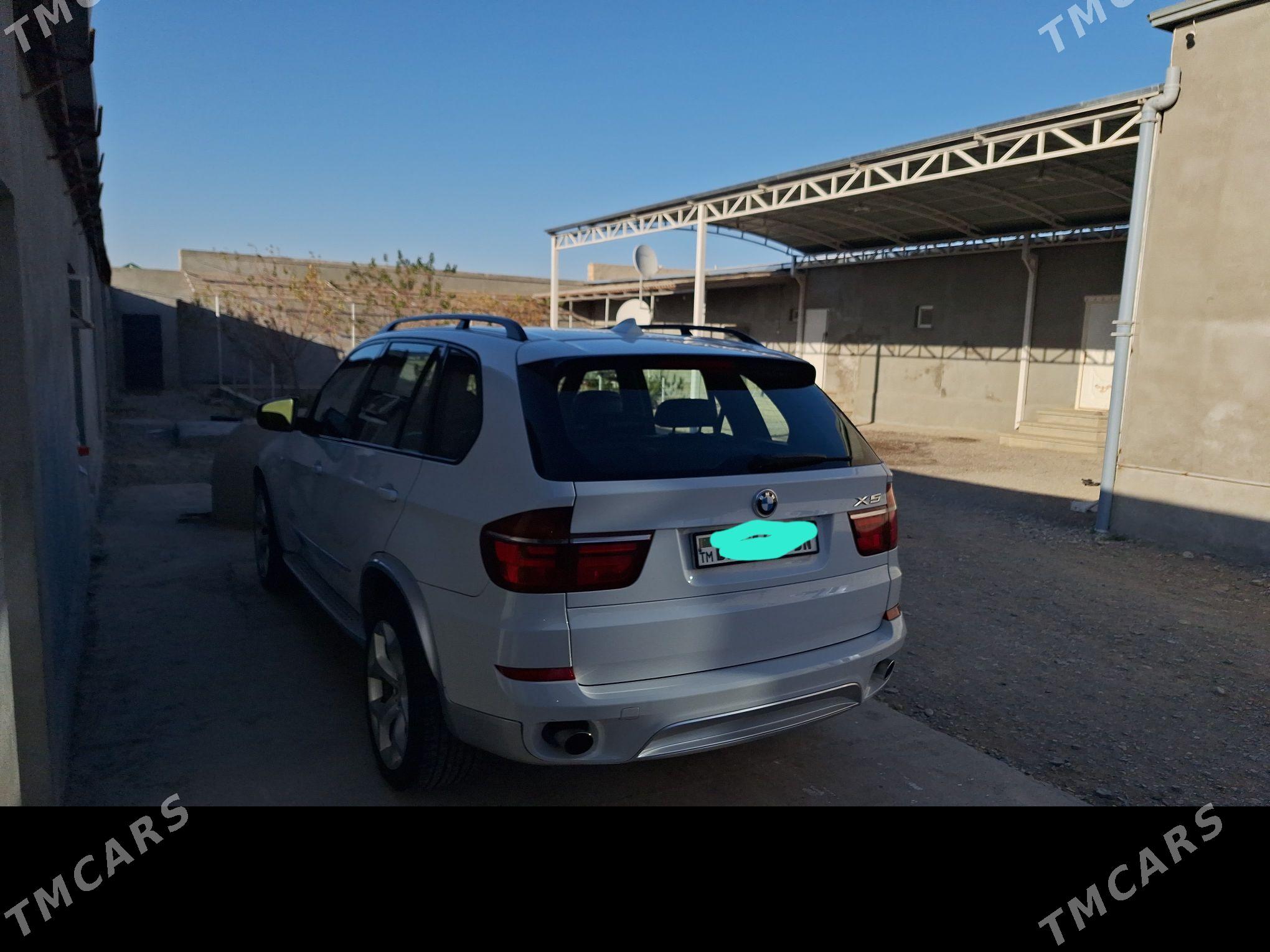 BMW X5 2010 - 280 000 TMT - Gyzylarbat - img 6