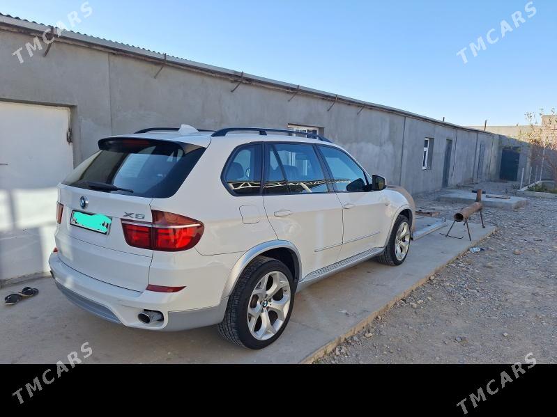BMW X5 2010 - 280 000 TMT - Gyzylarbat - img 3
