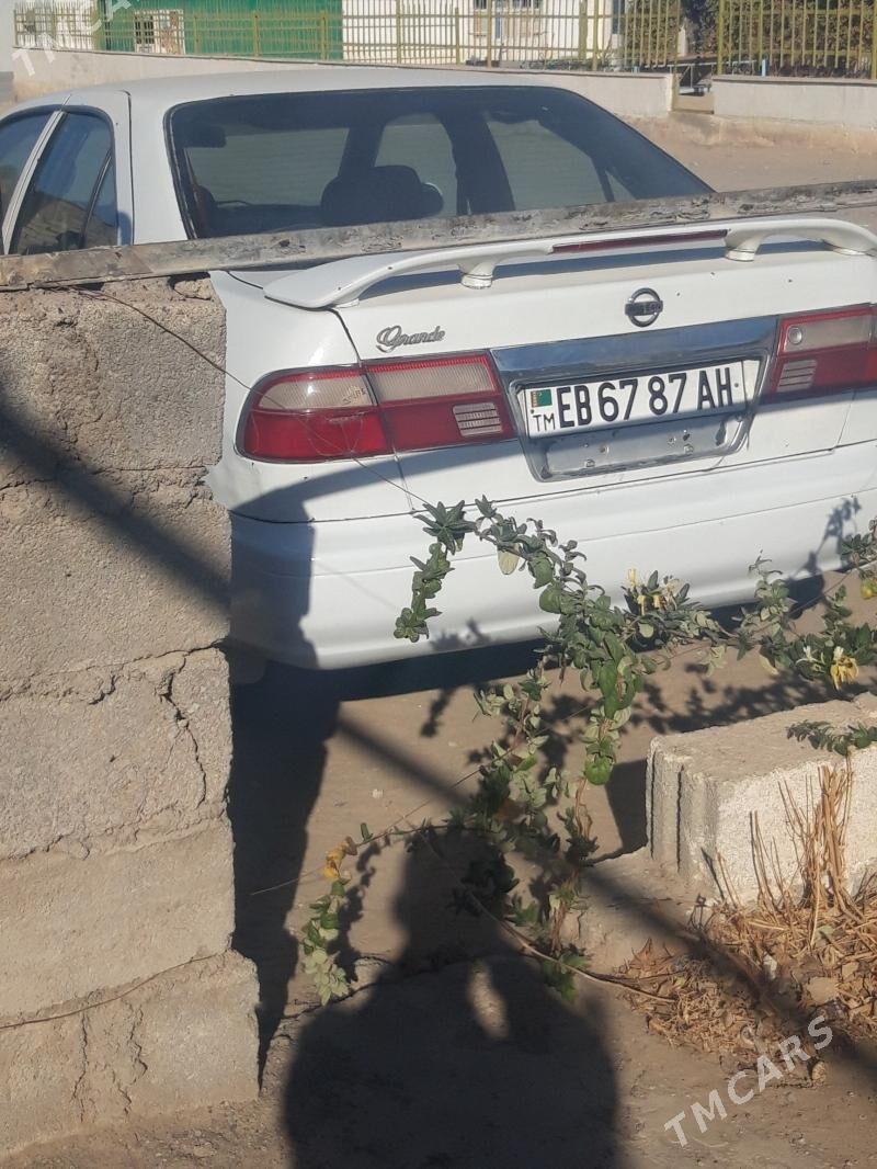 Nissan Sunny 1999 - 35 000 TMT - Теджен - img 3