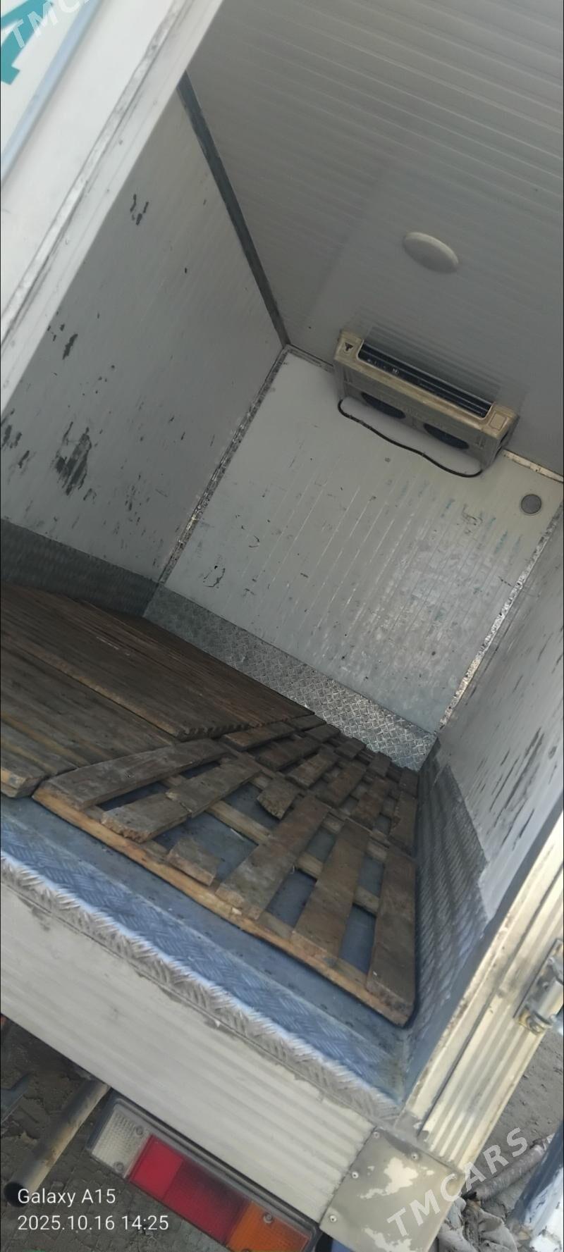 Mitsubishi Canter 2014 - 400 000 TMT - Гурбансолтан Едже - img 4