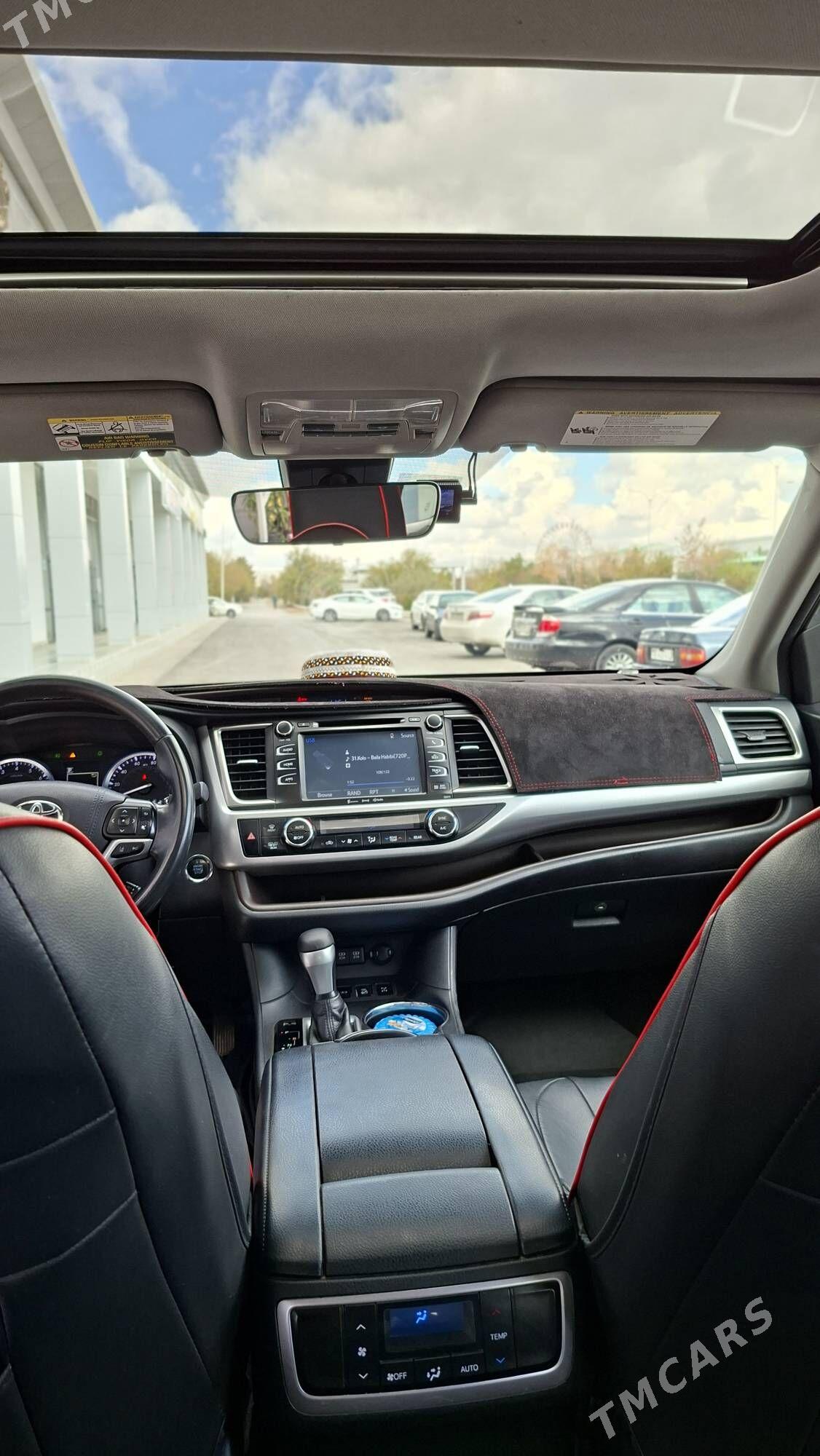 Toyota Highlander 2018 - 480 000 TMT - Туркменабат - img 6