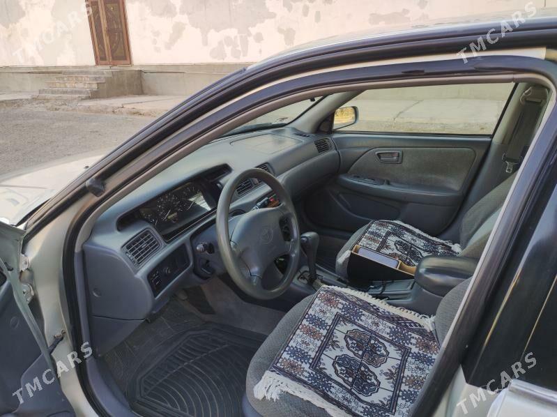 Toyota Camry 2001 - 165 000 TMT - Кёнеургенч - img 5