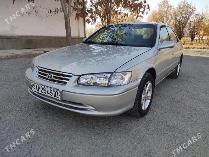 Toyota Camry 2001 - 165 000 TMT - Кёнеургенч - img 1