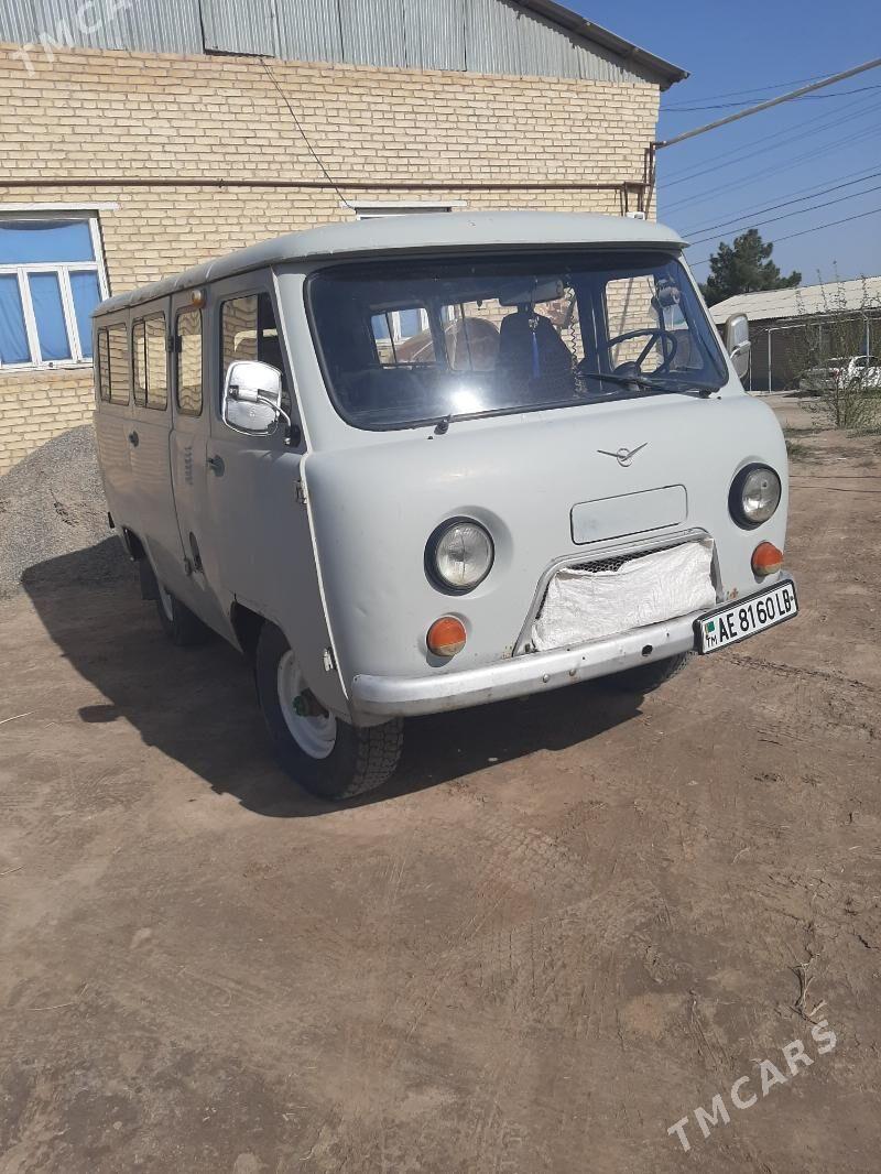 UAZ 2206 2000 - 30 000 TMT - Саят - img 3