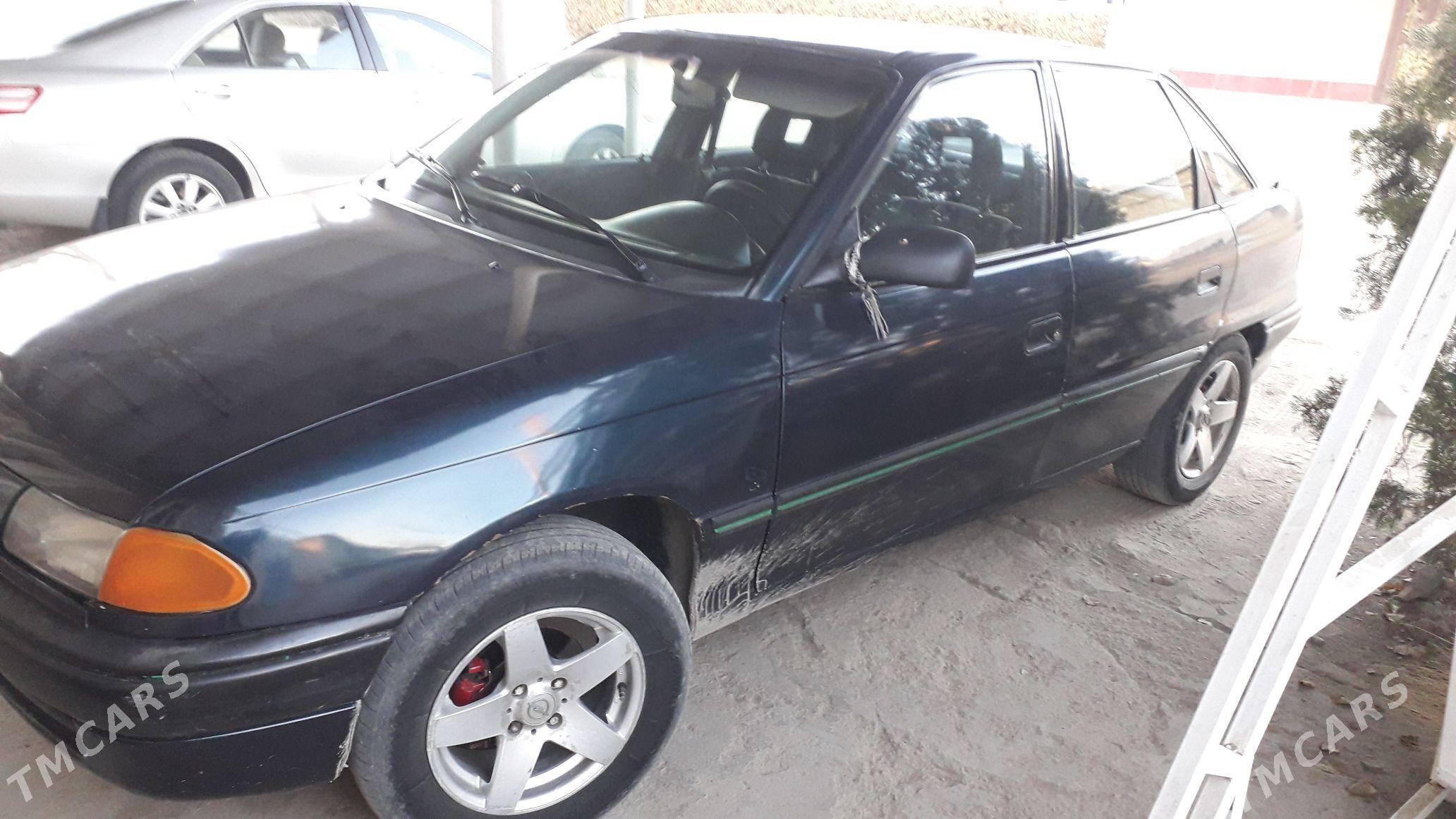 Opel Astra 1993 - 35 000 TMT - Губадаг - img 4