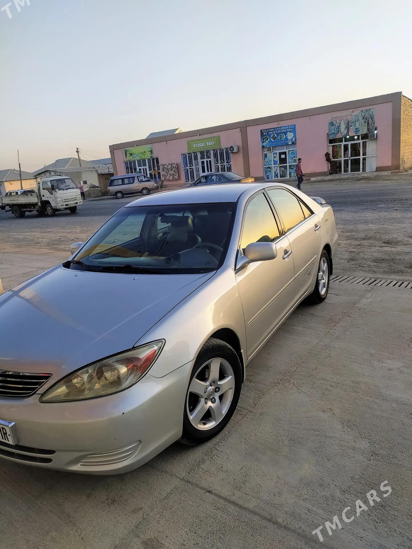 Toyota Camry 2003 - 150 000 TMT - Мары - img 3