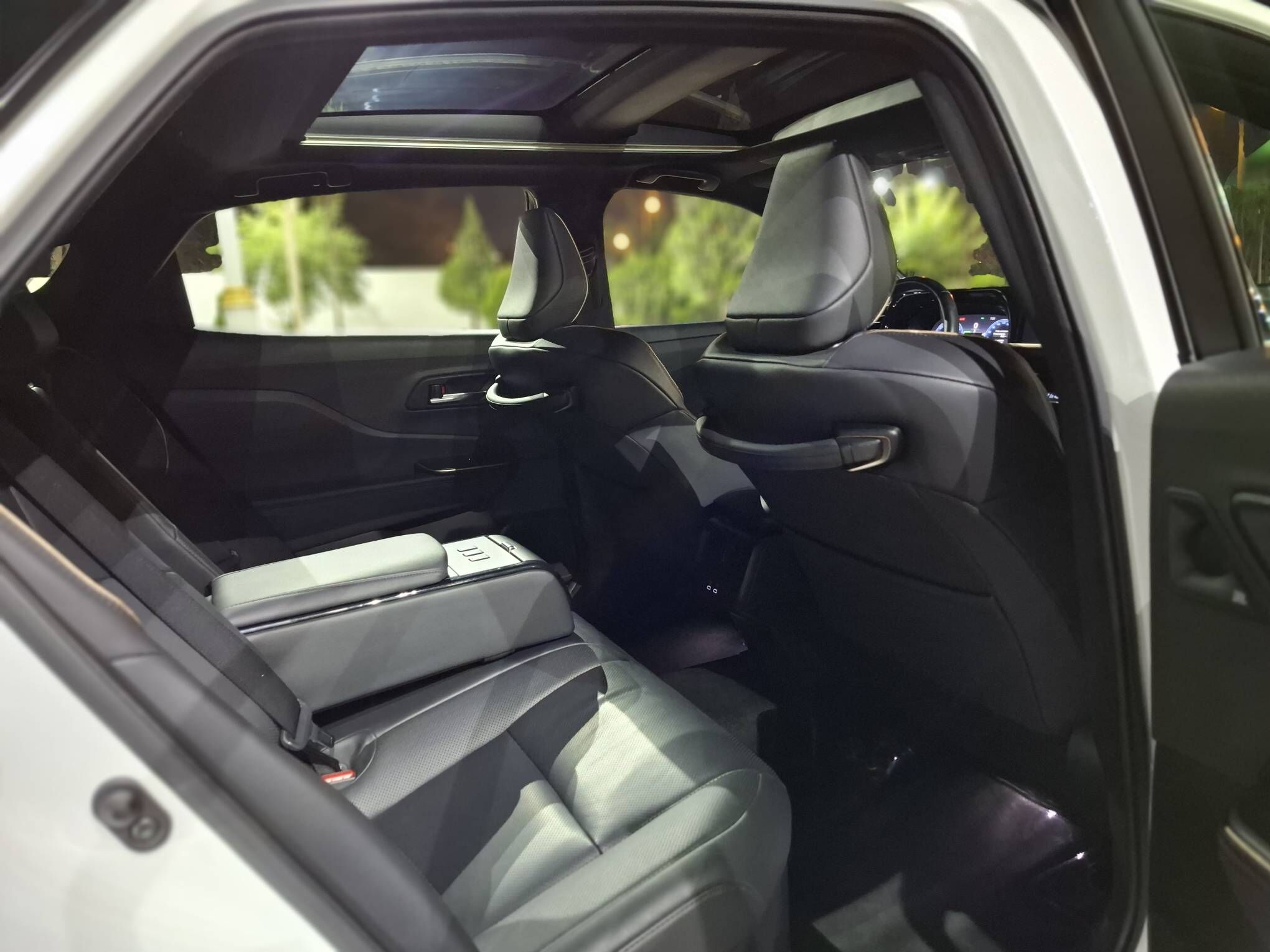 Toyota Crown 2023 - 760 000 TMT - Aşgabat - img 8