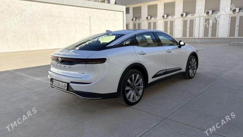 Toyota Crown 2023 - 741 000 TMT - Ашхабад - img 2