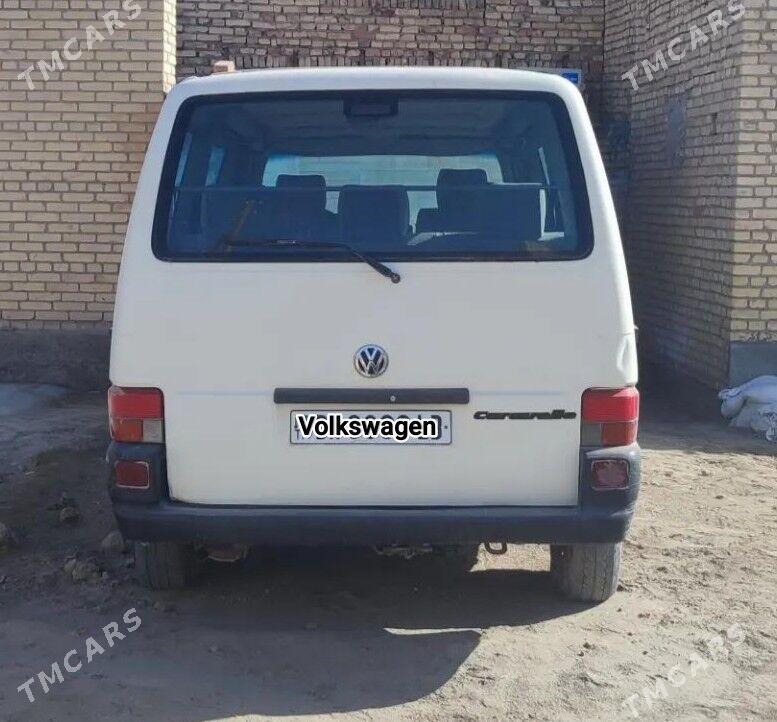 Volkswagen Transporter 1995 - 35 000 TMT - Дянев - img 2