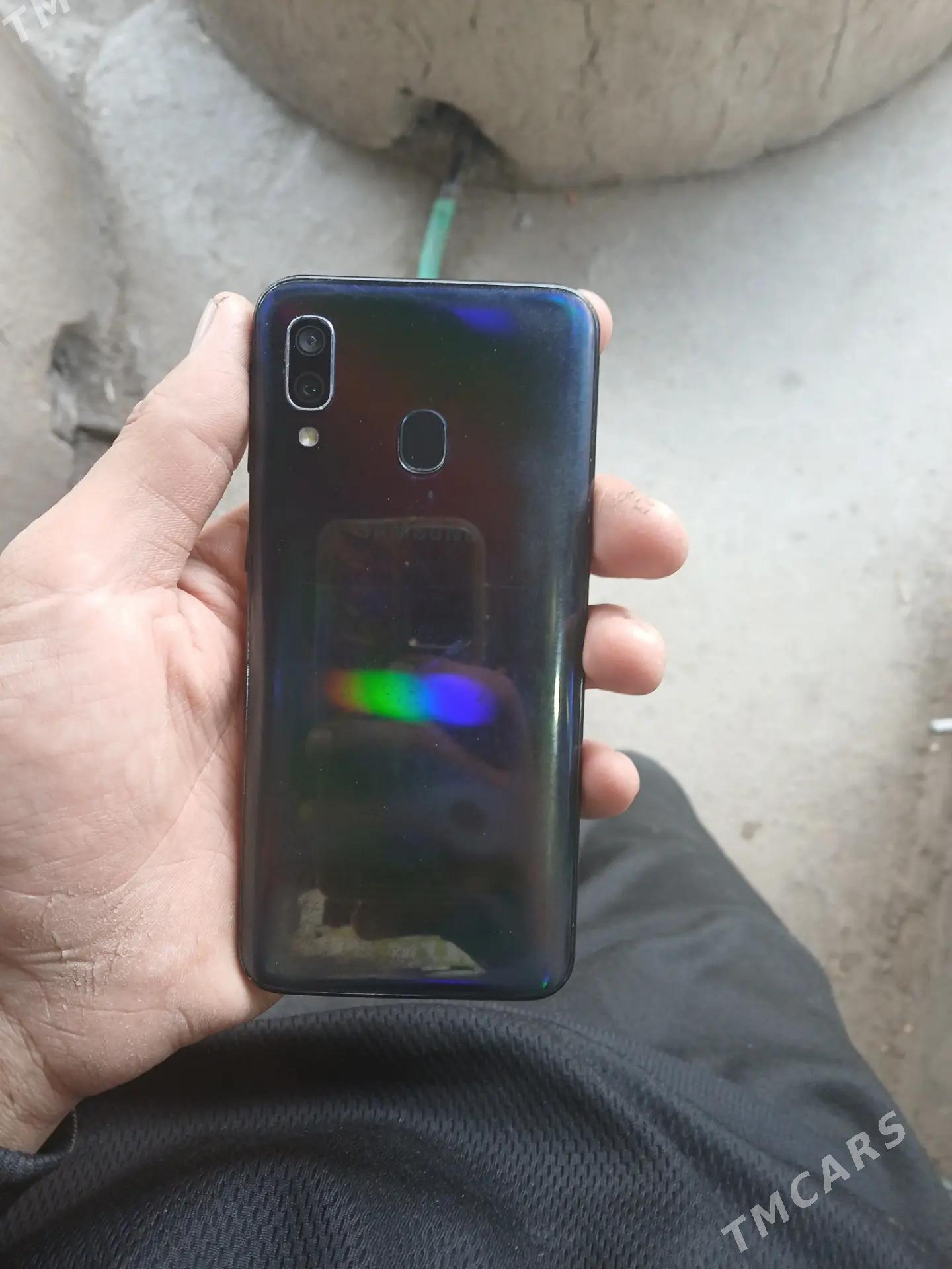 samsung a40 abmen - Мары - img 2