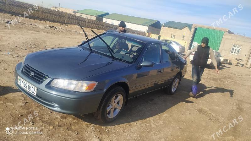 Toyota Camry 2001 - 150 000 TMT - Кёнеургенч - img 1