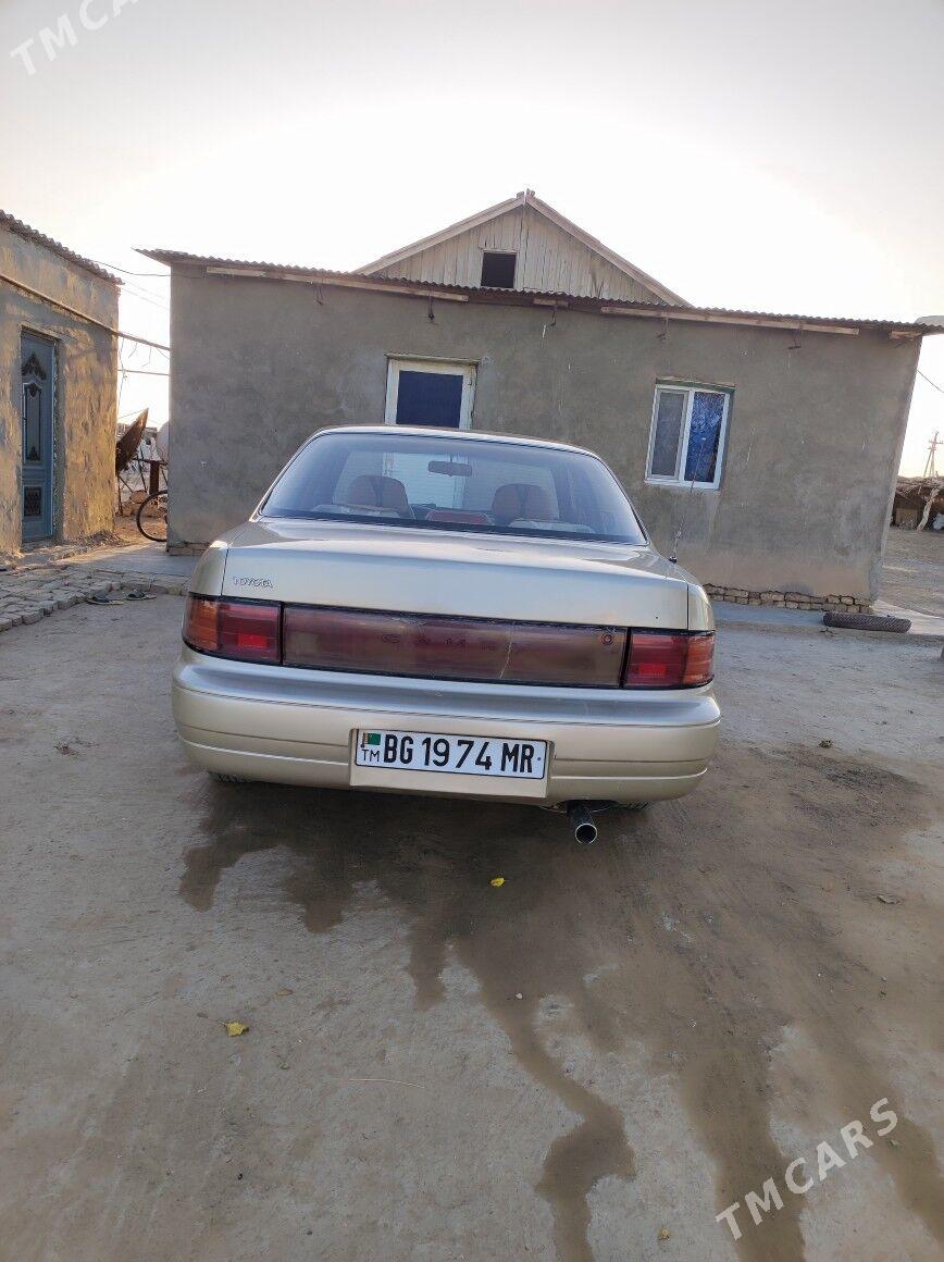 Toyota Camry 1994 - 90 000 TMT - Türkmengala - img 6