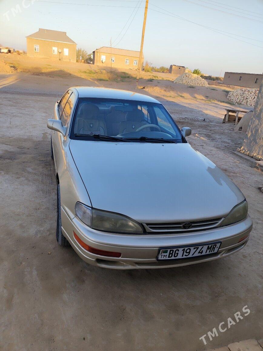 Toyota Camry 1994 - 90 000 TMT - Türkmengala - img 4