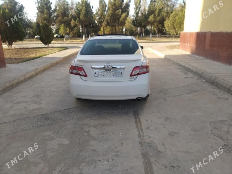 Toyota Camry 2010 - 220 000 TMT - Kerki - img 4
