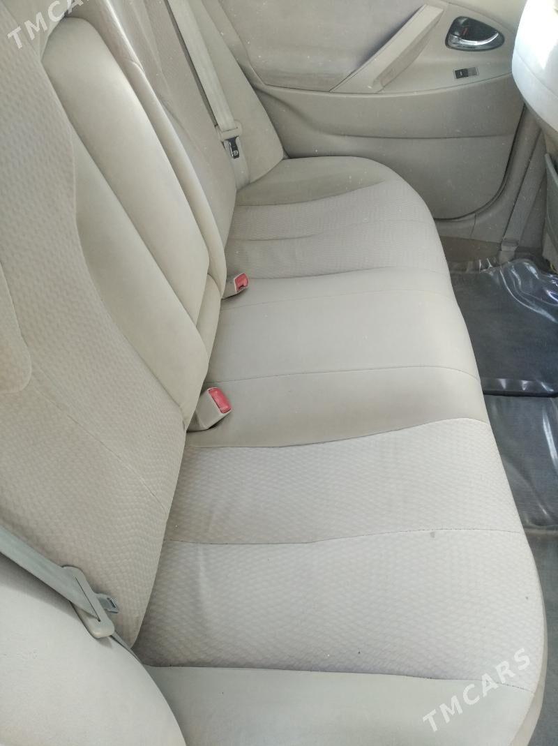 Toyota Camry 2010 - 220 000 TMT - Kerki - img 9