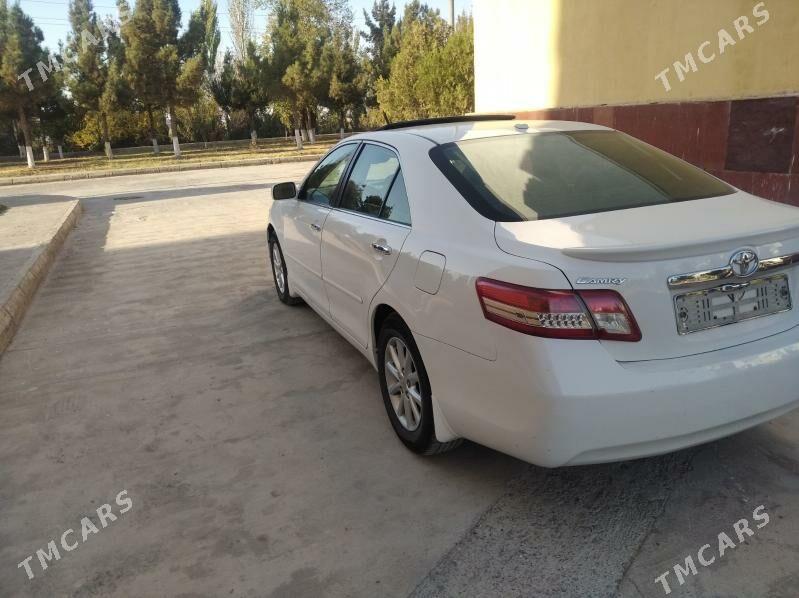 Toyota Camry 2010 - 220 000 TMT - Kerki - img 6