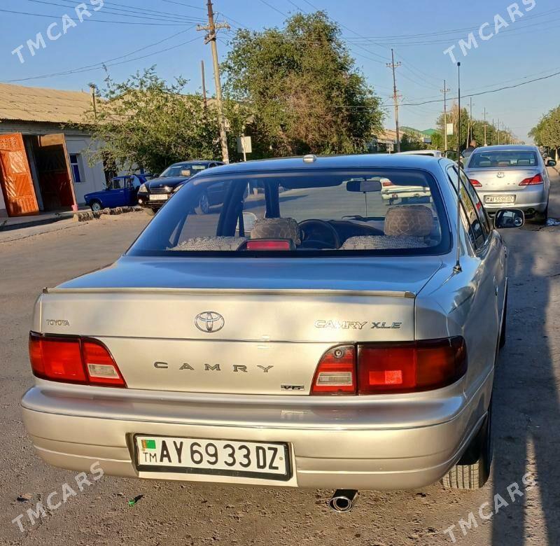 Toyota Camry 1995 - 147 000 TMT - Акдепе - img 2