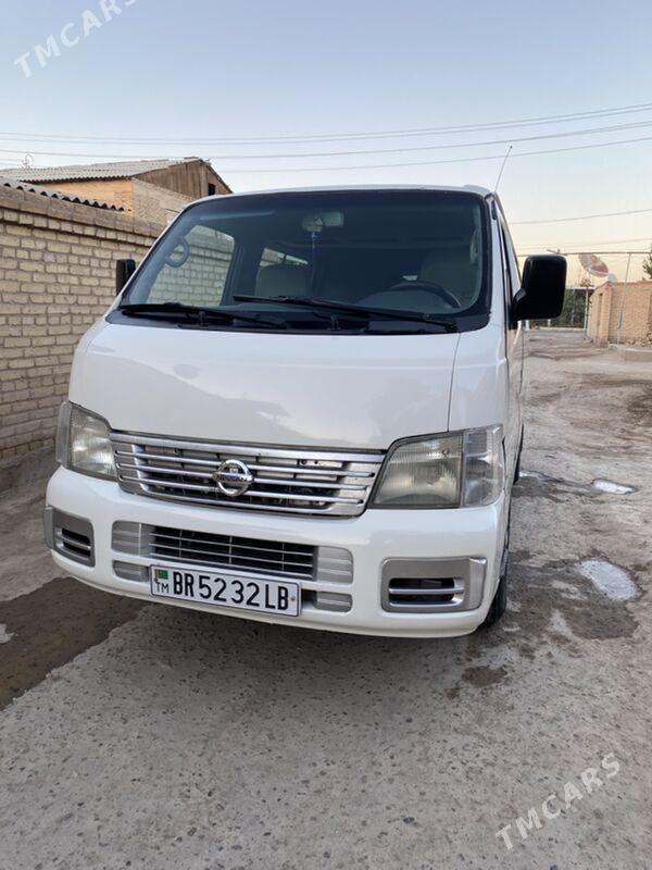 Nissan Urvan 2005 - 160 000 TMT - Сакар - img 5