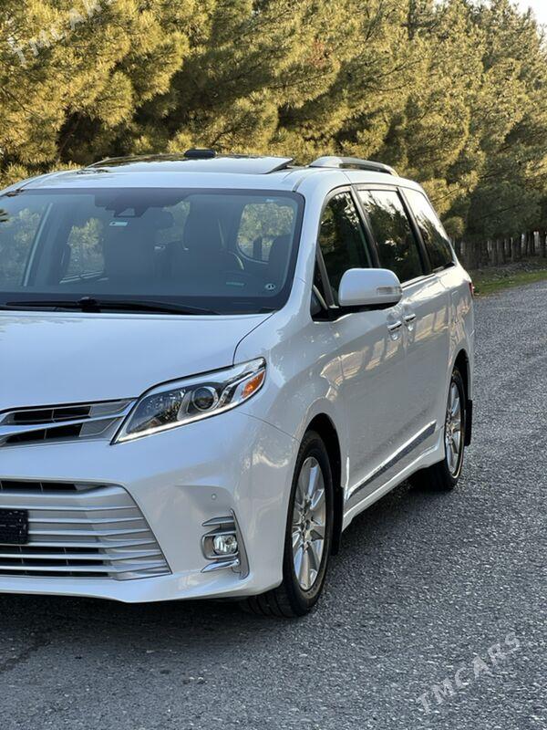 Toyota Sienna 2019 - 510 000 TMT - Ашхабад - img 3