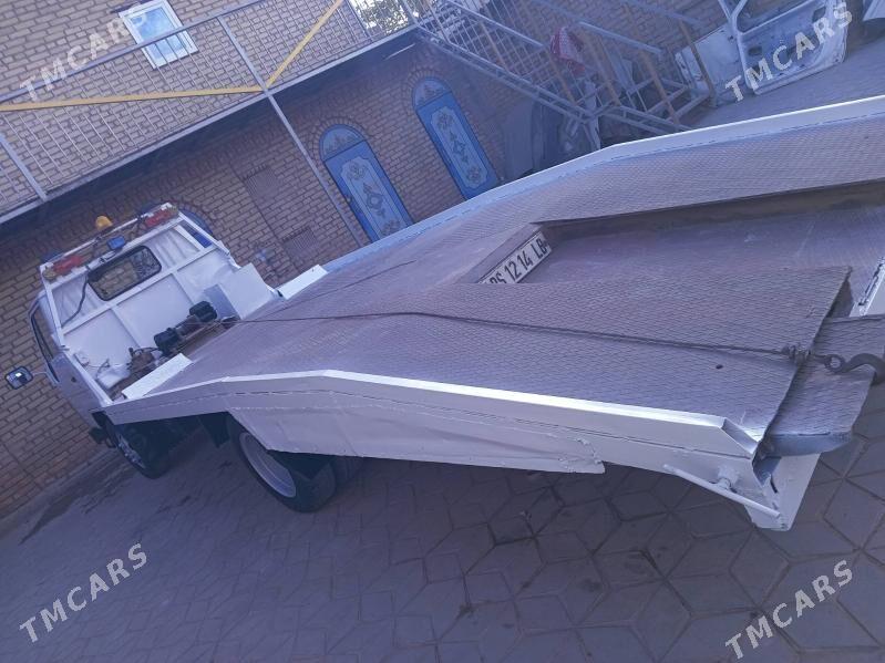 Toyota Dyna 1991 - 150 000 TMT - Kerki - img 3