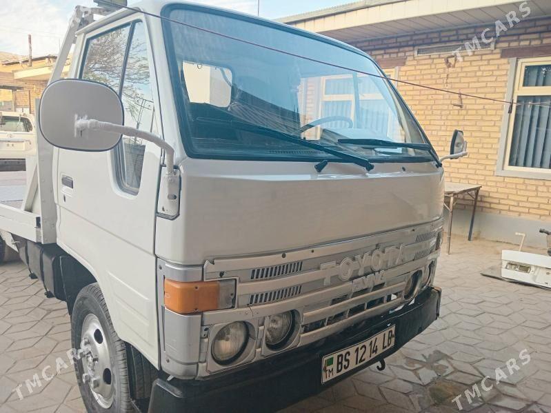 Toyota Dyna 1991 - 150 000 TMT - Kerki - img 2