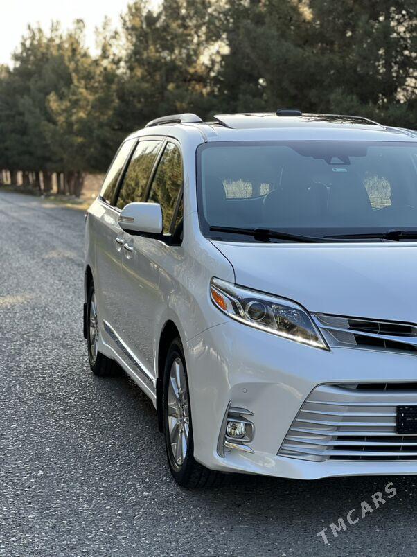 Toyota Sienna 2019 - 510 000 TMT - Ашхабад - img 4