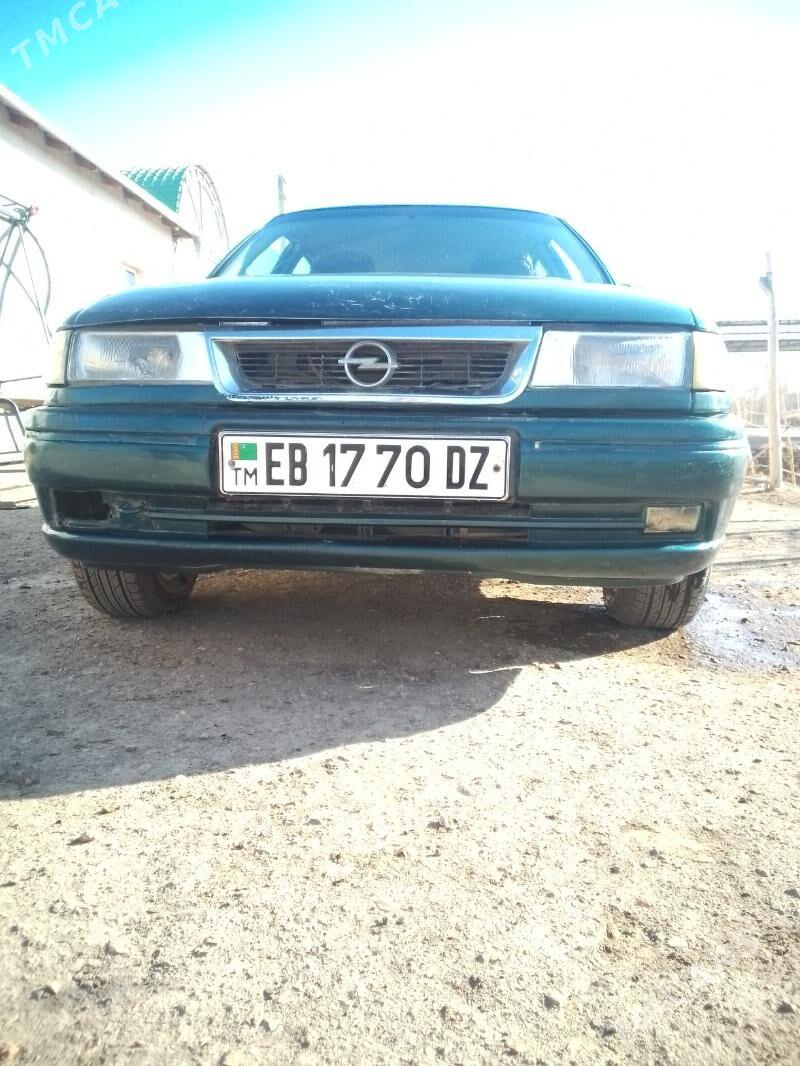 Opel Vectra 1994 - 30 000 TMT - Gubadag - img 6
